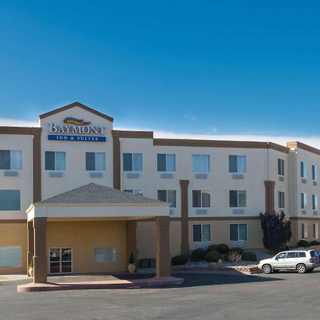 Baymont By Wyndham Colorado Springs Hotel Exterior photo